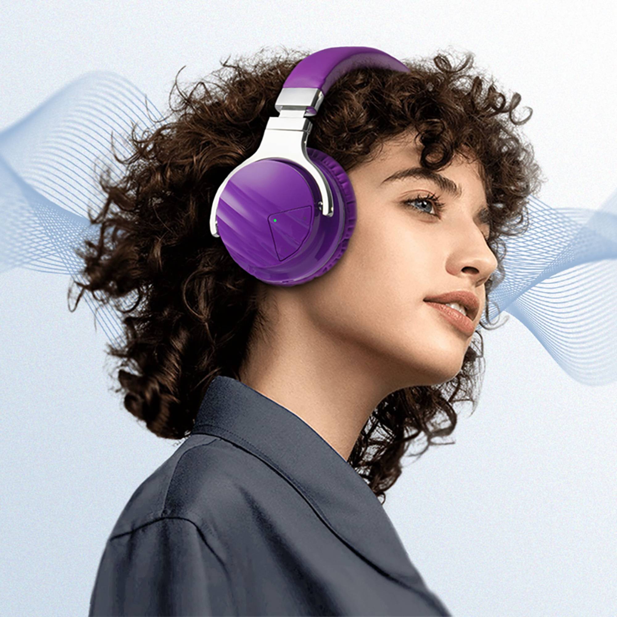 delpattern Bluetooth headphones are wireless, noise-canceling over-ear headphones with a built-in microphone. It's suitable for kids, gym use, and gaming.

⭐【All day play】: Enjoy up to 30HRS of listening time.
⭐【High quality call】: Hi-Res audio, stereo sound quality provide high quality call performance and enhanced voice clarity, great sound.
⭐【Easy to use】: Easily pair your device with one touch via Bluetooth.
⭐【Active Noise Canceling】: Premium active noise cancelling technology for a completely new listening experience.
⭐【Designed for comfort】: Made of durable and skin-friendly premium material and soft foam cushions, it's adjustable and comfortable to wear, allowing you to lose yourself in your travel, work or anywhere in between.

Specifications:
Item weight: 0.89lbs.
Material: ABS, Silicone
Frequency: 2400-2483.5MHz
Noise reduction depth: 22dB-3dB
Bluetooth: 5.0
Bluetooth protocol: HSP/HFP/A2DP/AVRCP
RF Power: +6dB
Battery life: Approximately 30h
Charging port: Micro USB
Charging time: 2H
Battery capacity: 500MA