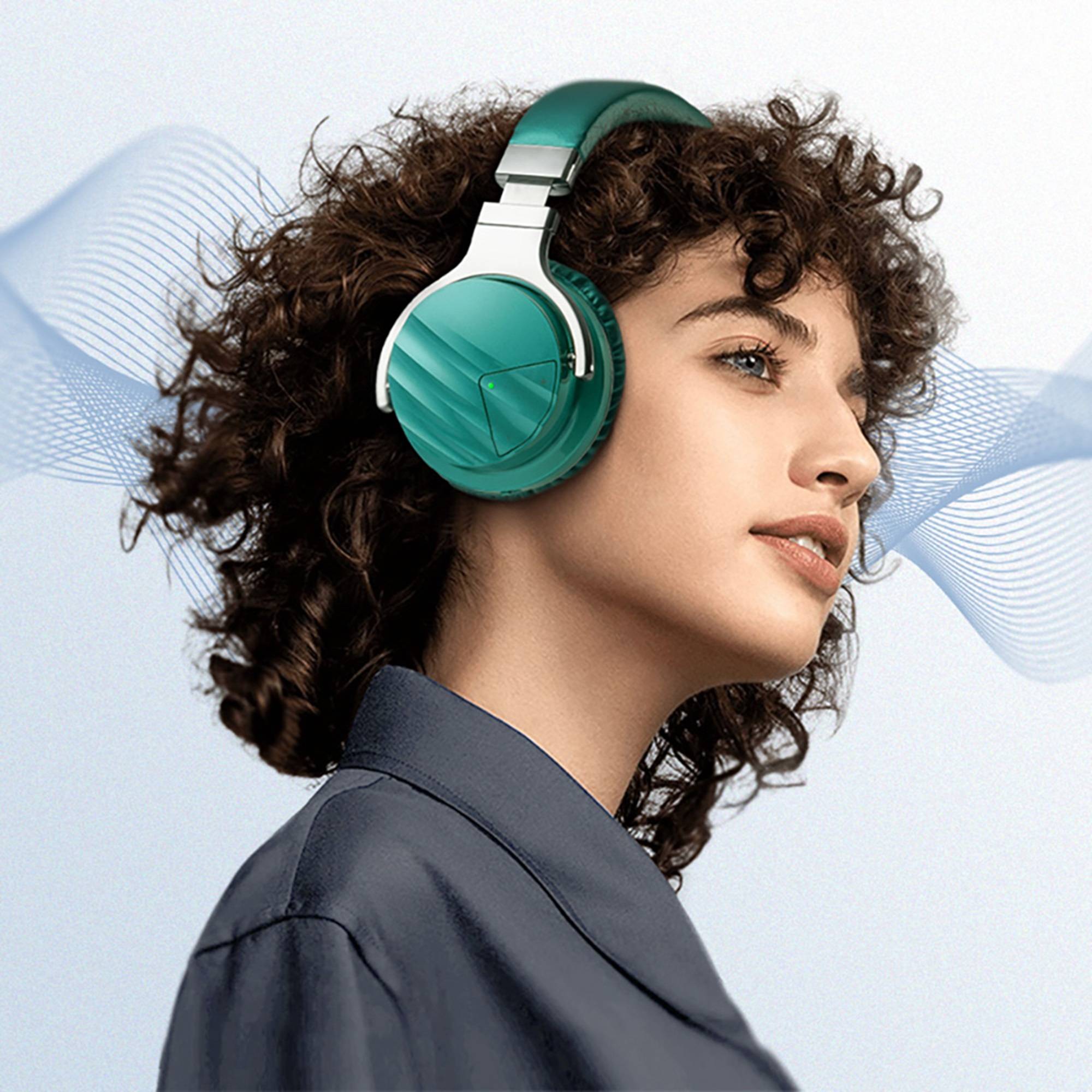 delpattern Bluetooth headphones are wireless, noise-canceling over-ear headphones with a built-in microphone. It's suitable for kids, gym use, and gaming.

⭐【All day play】: Enjoy up to 30HRS of listening time.
⭐【High quality call】: Hi-Res audio, stereo sound quality provide high quality call performance and enhanced voice clarity, great sound.
⭐【Easy to use】: Easily pair your device with one touch via Bluetooth.
⭐【Active Noise Canceling】: Premium active noise cancelling technology for a completely new listening experience.
⭐【Designed for comfort】: Made of durable and skin-friendly premium material and soft foam cushions, it's adjustable and comfortable to wear, allowing you to lose yourself in your travel, work or anywhere in between.

Specifications:
Item weight: 0.89lbs.
Material: ABS, Silicone
Frequency: 2400-2483.5MHz
Noise reduction depth: 22dB-3dB
Bluetooth: 5.0
Bluetooth protocol: HSP/HFP/A2DP/AVRCP
RF Power: +6dB
Battery life: Approximately 30h
Charging port: Micro USB
Charging time: 2H
Battery capacity: 500MA
